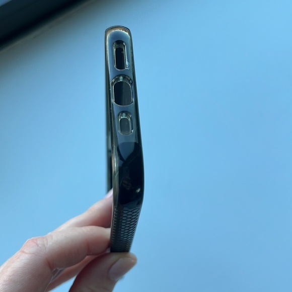 Body Guardz iPhone 12 Body Guardz case clear black - Picture 5 of 7